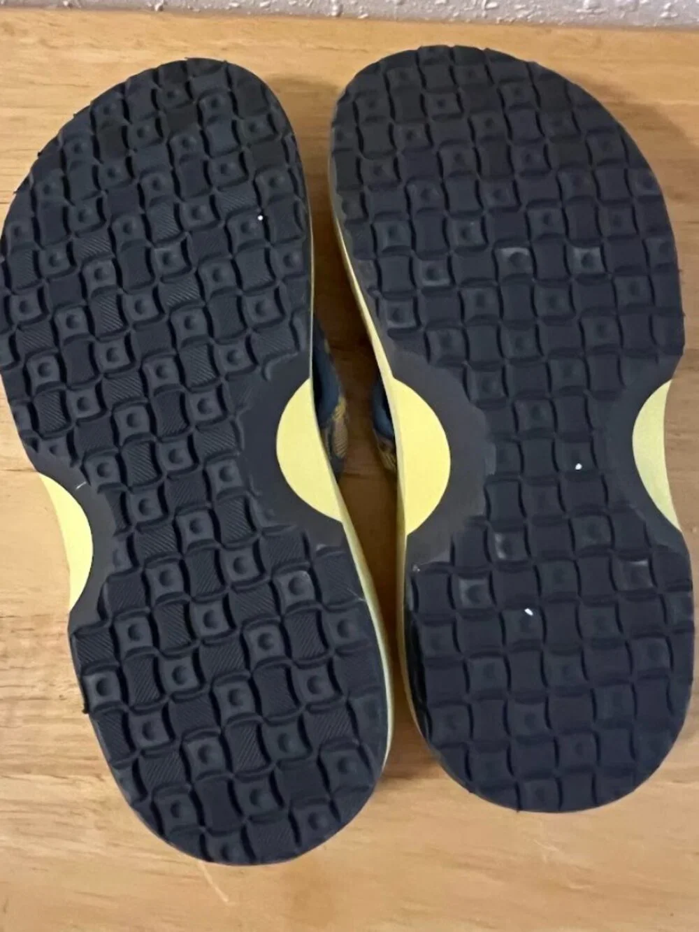 Rafters Flip Flops, Kids' Size 13 - New